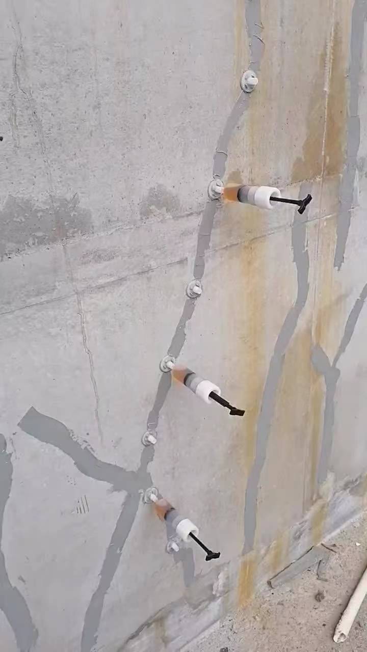 昭通混凝土开裂的原因